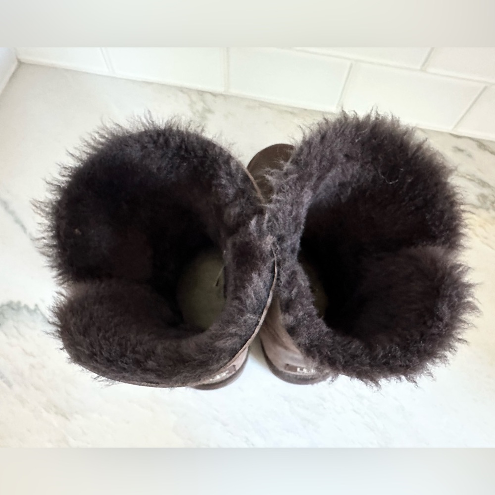 Ugg Single Button Bailey In Brown, Size 7 - image 3